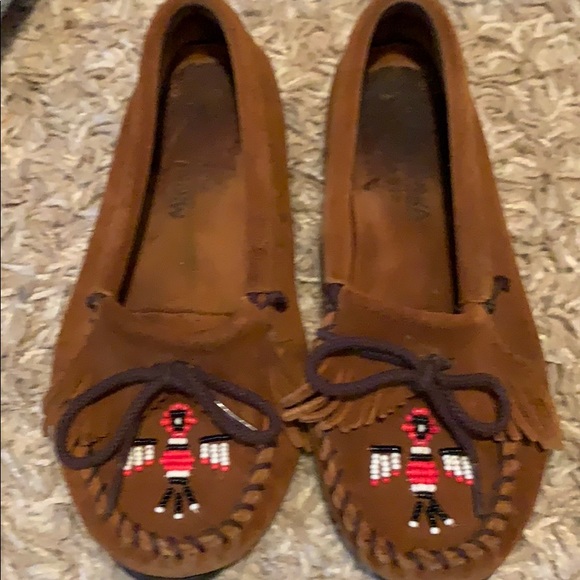 Shoes - Picture 6 of 8